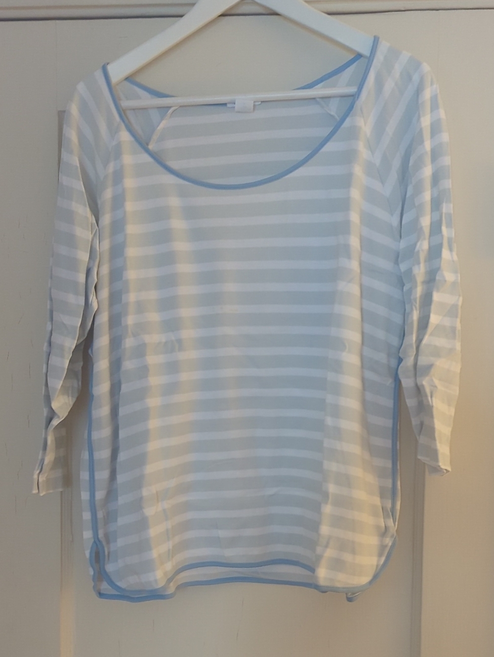 Lake Pajamas Light Blue/Gray And White Striped Long Sleeve Pajama Top Size XL